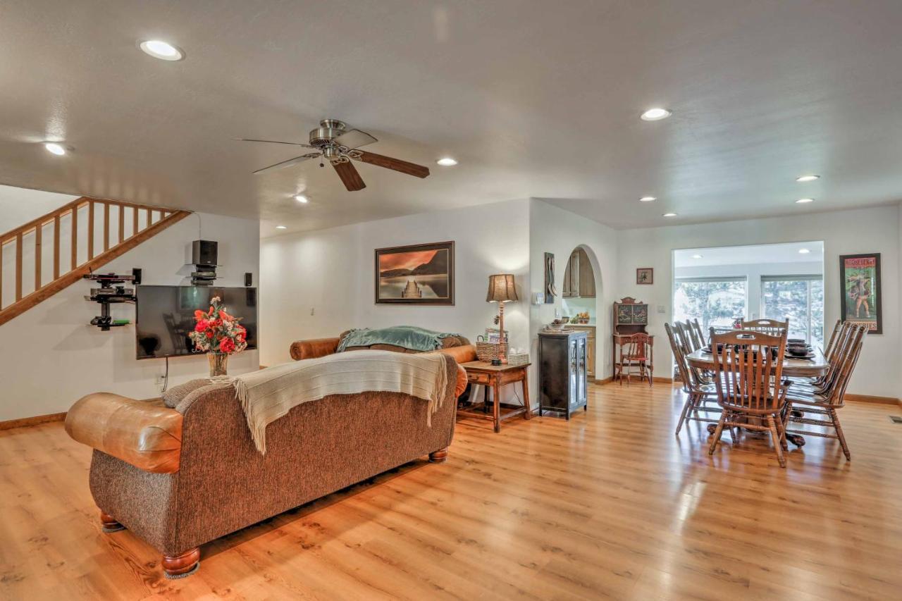 Lakeside Home With Game Room, Yard, Deck And Fireplace Pinetop-Lakeside Exterior foto